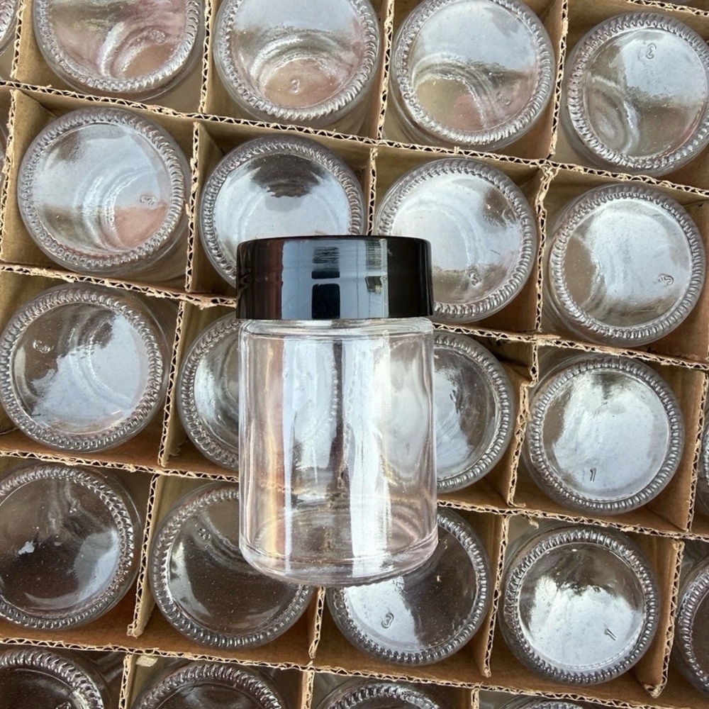 12 Pack 2 Oz 60ml round Clear Glass Jars with Black Lids